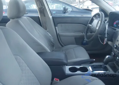 2011 Ford Fusion Se z USA, uszkodzony, nr VIN 3FAHP0HG4BR151190